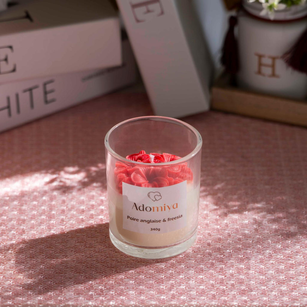 Bougie fleurie poire anglaise et freesia